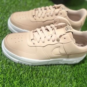 Women’s Air Force One